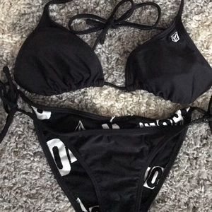 Reversible volcom women's bikini